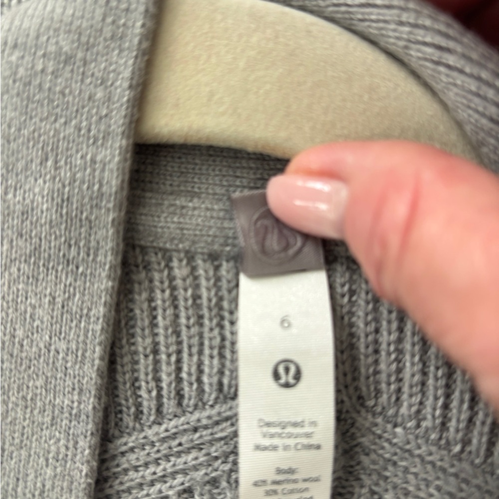 Lululemon Gray Women's Open Front Cardigan Sweater Size 6 - - Picture 4 of 4